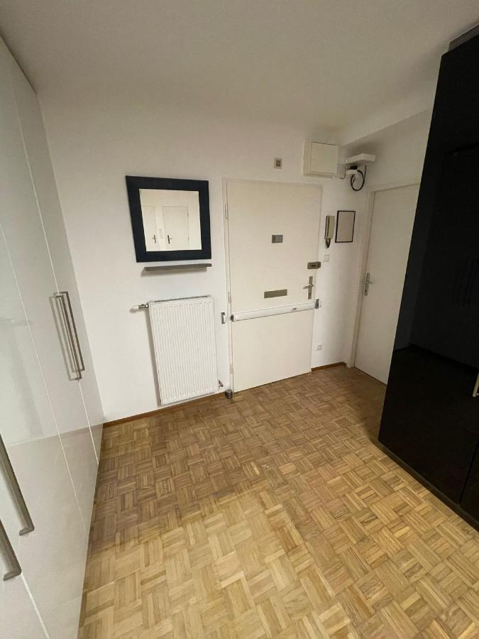 Refaeli 1020 Apartment