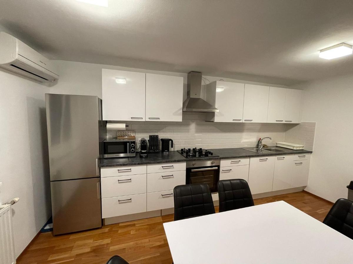 Refaeli 1020 Apartment *
